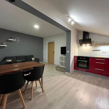 Apartment Domek U Tri Kocicek Rychnov nad Kneznou